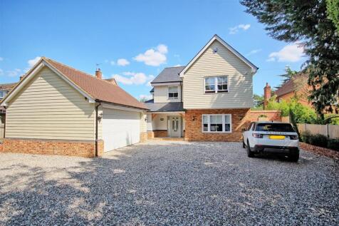 Ware Road, Hailey - Impressive Family Home