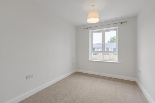 3 bed End of Terrace to rent Image 9