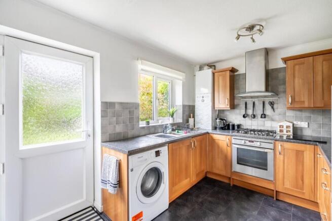 2 bed Semi-Detached for sale Image 7