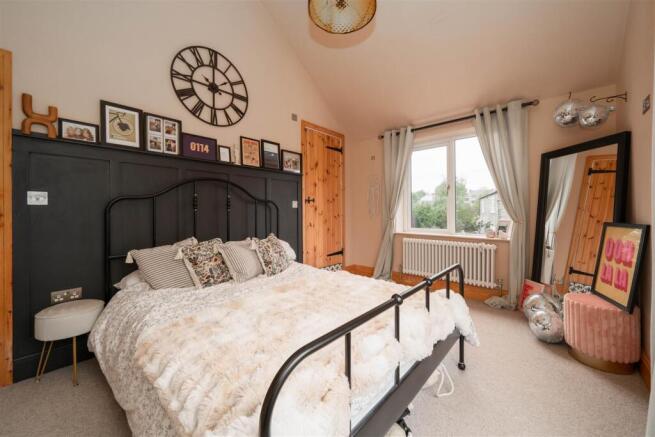 Bedroom4-2.jpg