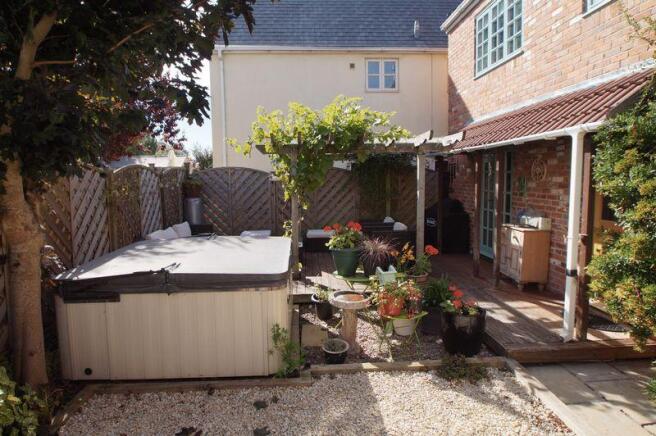 Photo 19
