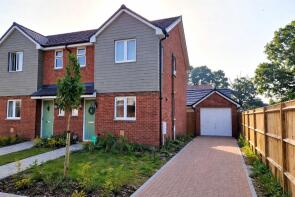 37, Heathpoult Road, Verwood BH31 7BN