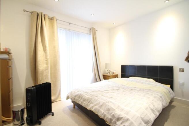 1 bed Flat to rent Image 6