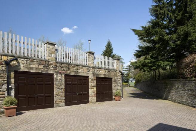 Garage Block