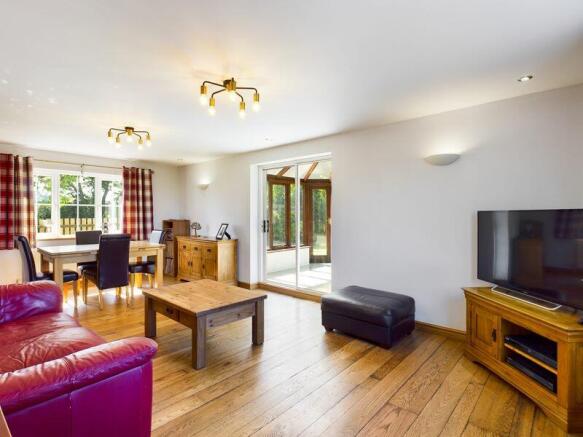 Living dining room
