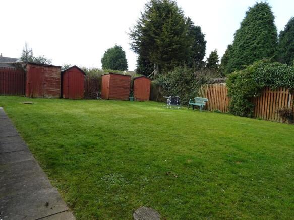 2 bed Flat to rent Image 4