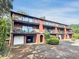 30, Constitution Hill Gardens, Poole BH14 0PY