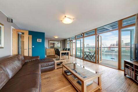 Western Beach Apartments, London, E16