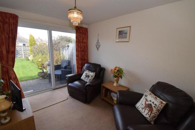 Bedroom 3/Dining Room