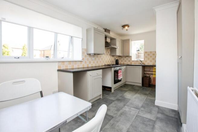 Kingsley Crescent, Stonebroom, Alfreton photo 4