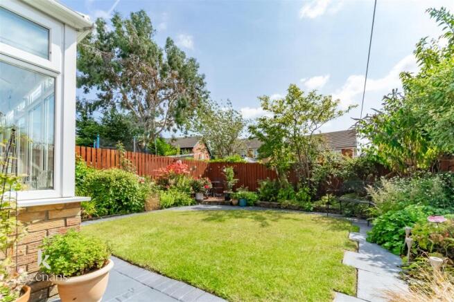 3 bed Detached for sale Image 8