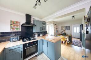 24, Southmead Gardens, Liverpool L19 5NJ