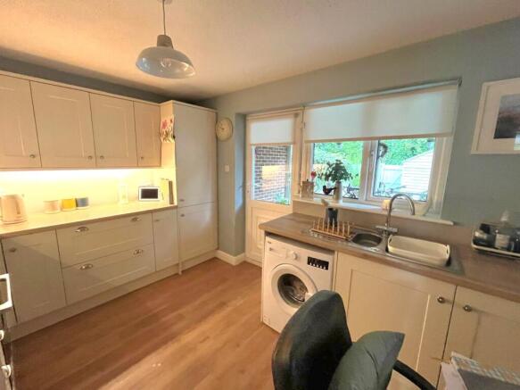 2 bed Terraced for sale Image 5