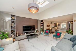82, Northwood Way, Northwood HA6 1RU