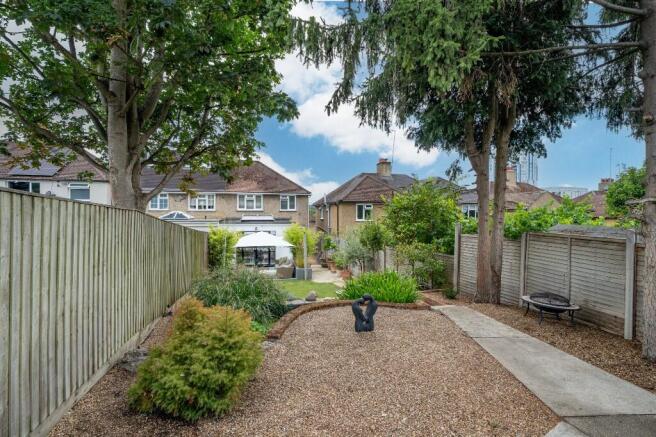 Corner Hall Avenue, Hemel Hempstead, Hertfordshire, HP3 9EE photo 4