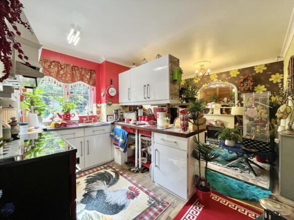 KITCHEN DINER