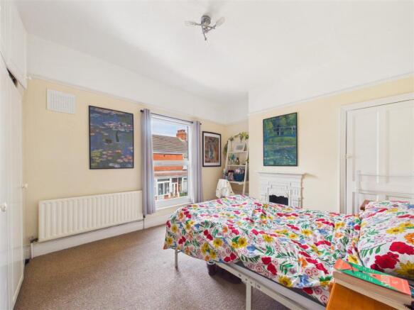 2 bed Terraced for sale Image 7