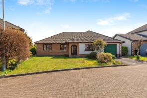 Lynfield, Golwg Y Twr, Llanarthne, Carmarthen SA32 8JF