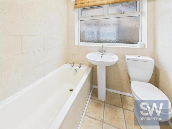 3 bed Detached Bungalow for sale Image 9