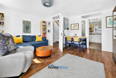 Knowles Hill Crescent, Hither Green, Lewisham, London