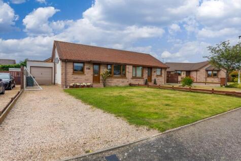 2 Meadow Gardens, Hopeman, Elgin, IV30 5PN