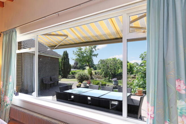 4 bed Detached for sale Image 10