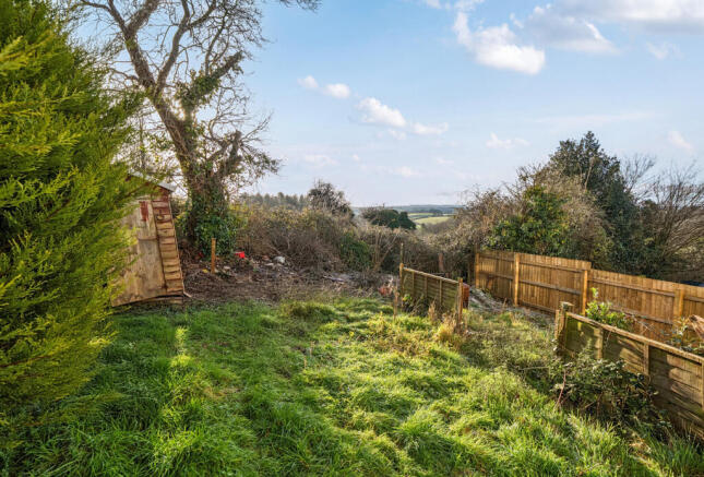 1394823-4-695cec5...