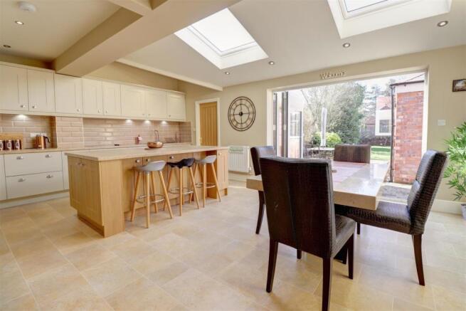 Kitchen Diner
