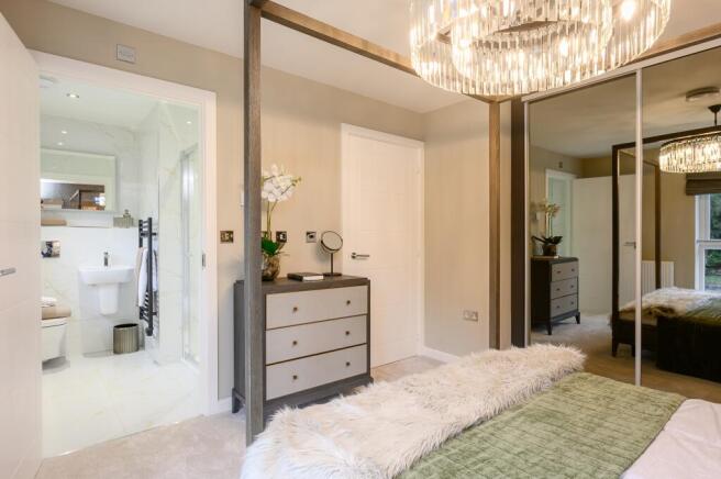 4 bed Detached for sale Image 6
