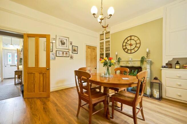 3 bed Terraced for sale Image 6