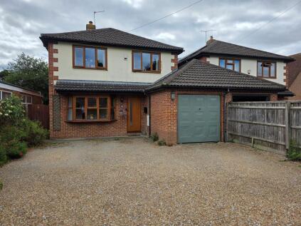 Station Road, Stoke Mandeville, Aylesbury