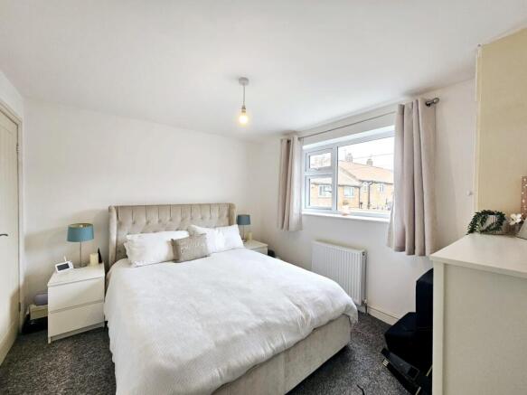 3 bed Terraced for sale Image 9