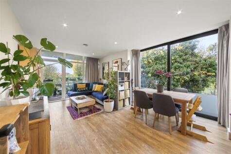 Nurburg House, Frazer Nash Close, Isleworth