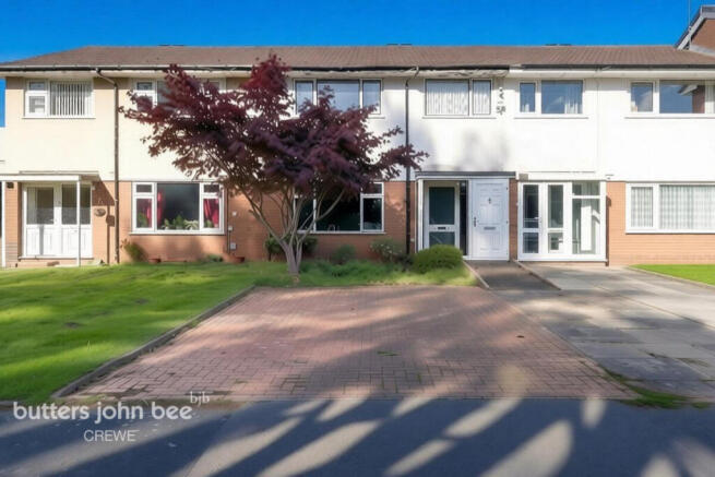 3-bed house on Davenport Avenue, Crewe, £170,000