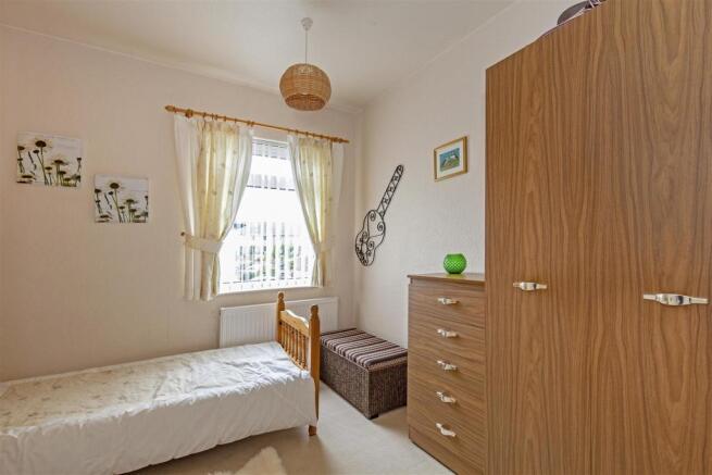 Bedroom 3-1.jpg