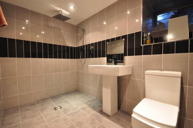 WET ROOM