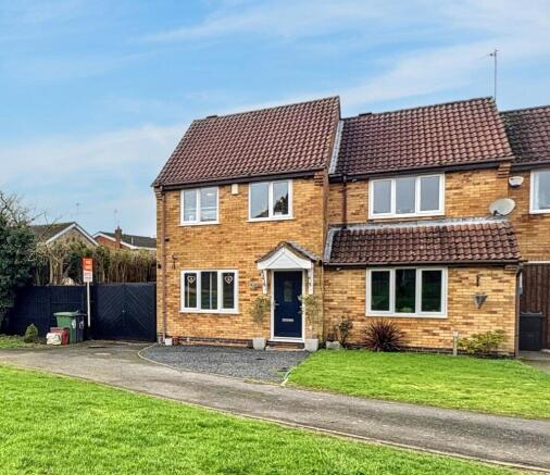 3-bed terraced on Cedar Drive, Ibstock, LE67, £230,000
