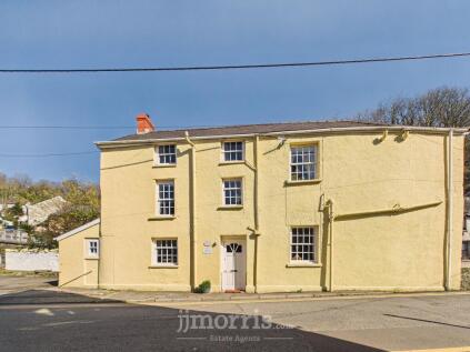 The Old Dinas Arms, Quay Street, Lower Town