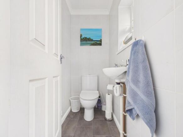 3 bed Semi-Detached for sale Image 10