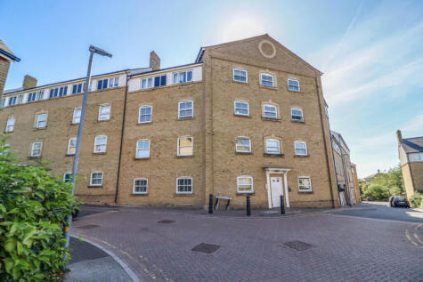 Holden Close, Braintree, CM7