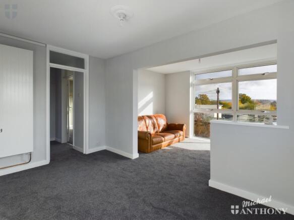 CAM03852G0-PR0142-STILL011