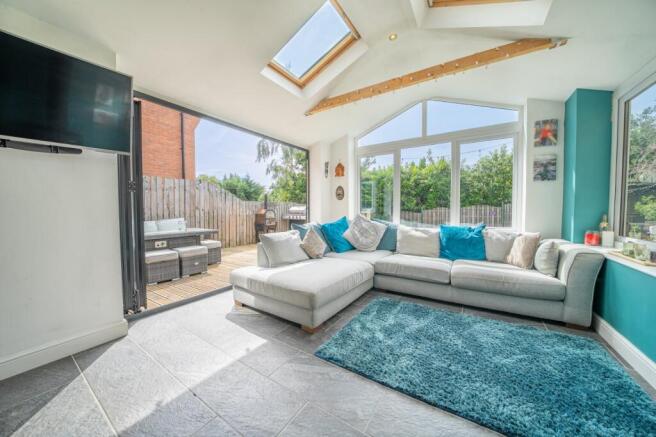 4 bed Detached for sale Image 5