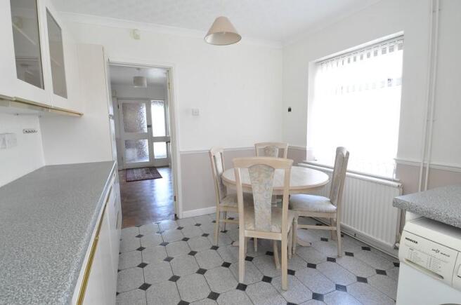 Kitchen & Breakfast Room