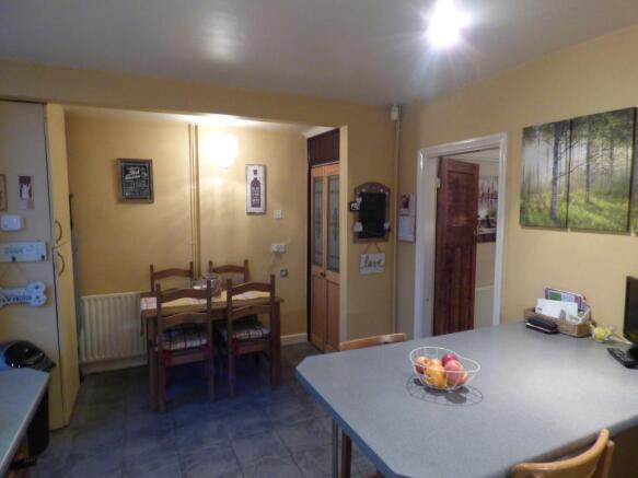 Kitchen Diner