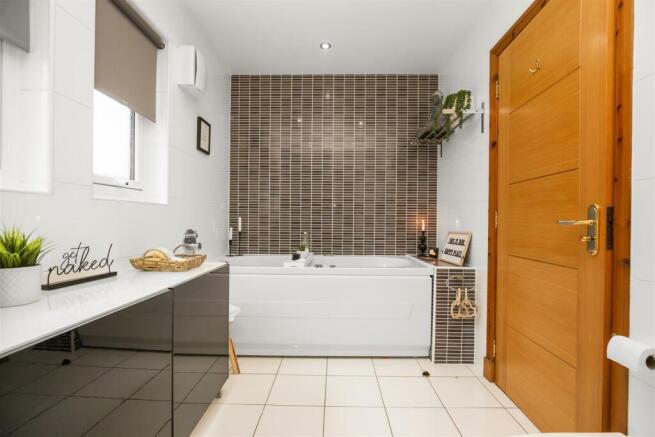 44 Clover Way26.jpg