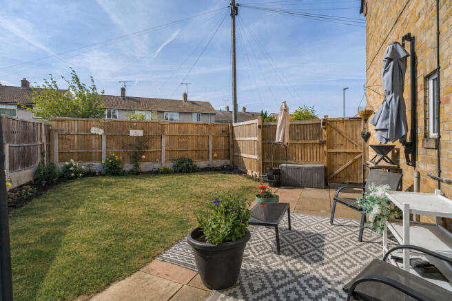 3 bed Semi-Detached for sale Image 4