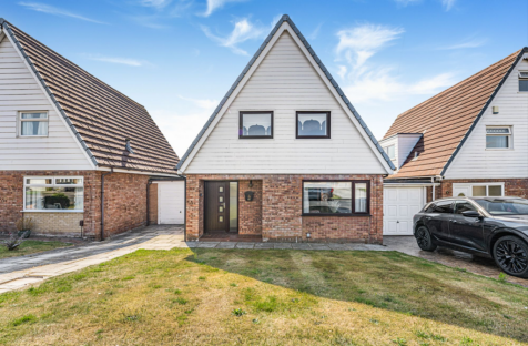 East Meade, Maghull, L31