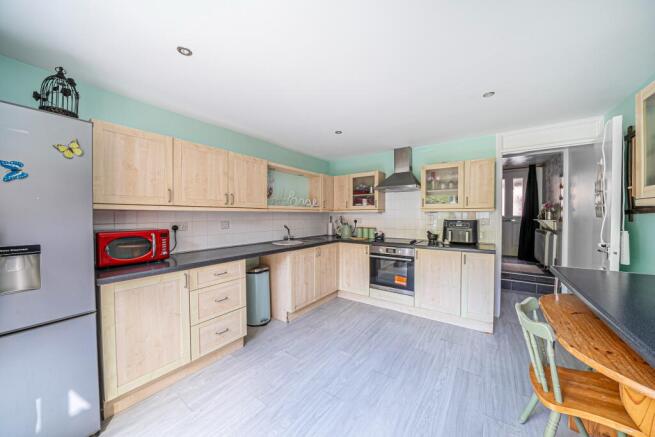 Florence Court, Andover, SP10 5HZ photo 4