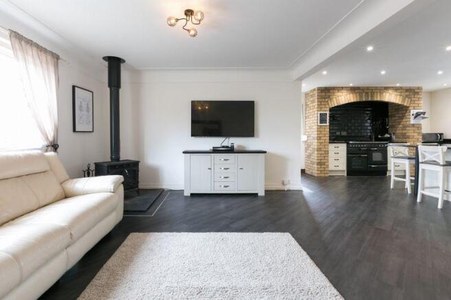 kitchen / living