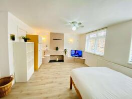 38, Glengarnock Avenue, London E14 3BP